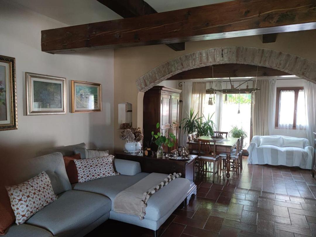 A Un Passo Da... Bed & Breakfast San Giorgio di Mantova Luaran gambar